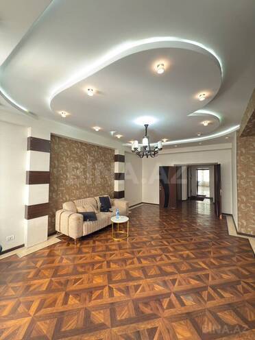 Satılır 3 otaqlı yeni tikili 138 m², İnşaatçılar m., photo 4 from 11