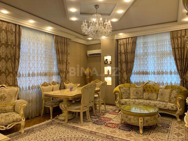 Satılır 5 otaqlı köhnə tikili 125 m², Memar Əcəmi m., photo 1 from 11