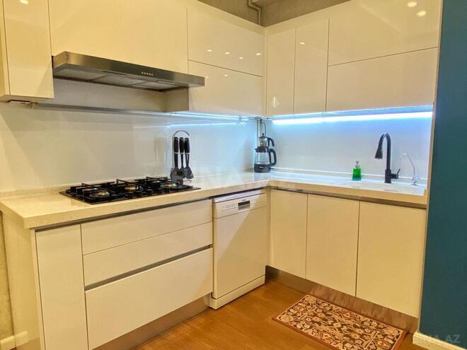 Satılır 5 otaqlı köhnə tikili 125 m², Memar Əcəmi m., photo 8 from 11
