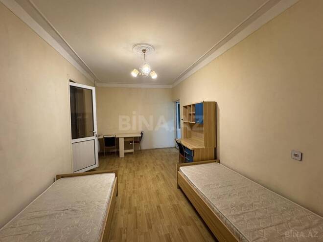 Satılır 1 otaqlı köhnə tikili 35 m², Azadlıq Prospekti m., photo 3 from 11