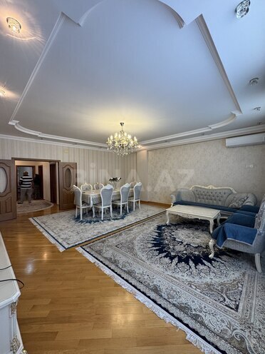 Продается 4-комн. новостройка 140 м², м. Иншаатчылар, photo 1 from 14