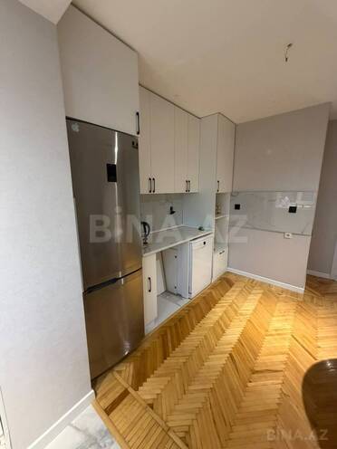 Продаётся 3-комн. вторичка 82 м², м. Иншаатчылар, photo 9 from 30