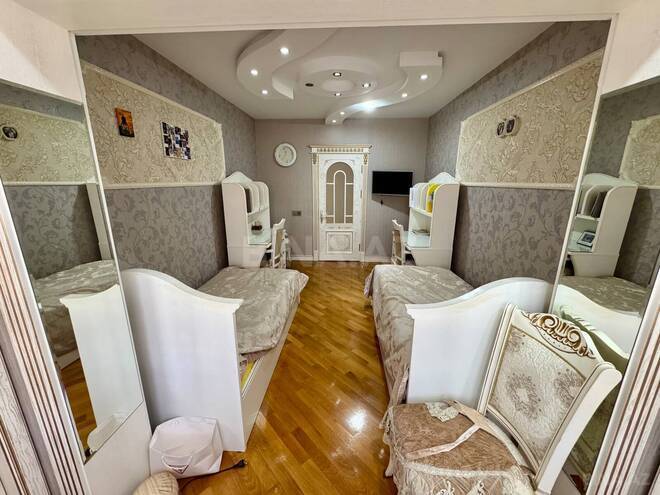 Продаётся 5-комн. вторичка 130 м², м. Насими, photo 7 from 19