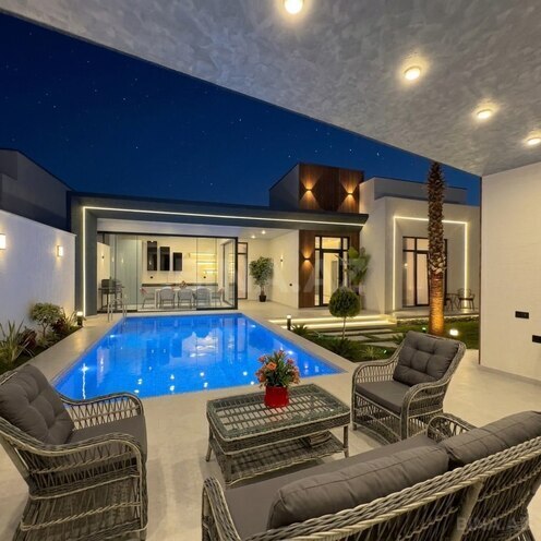 Satılır 4 otaqlı həyət evi/bağ evi 220 m², Şüvəlan q., photo 1 from 16