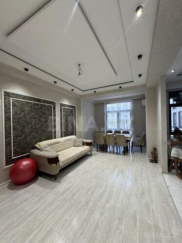 Продаётся 3-комн. новостройка 90 м², м. 8 ноября, photo 1 from 13