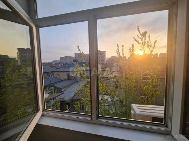 İcarəyə verilir 2 otaqlı köhnə tikili 55 m², İnşaatçılar m., photo 11 from 13