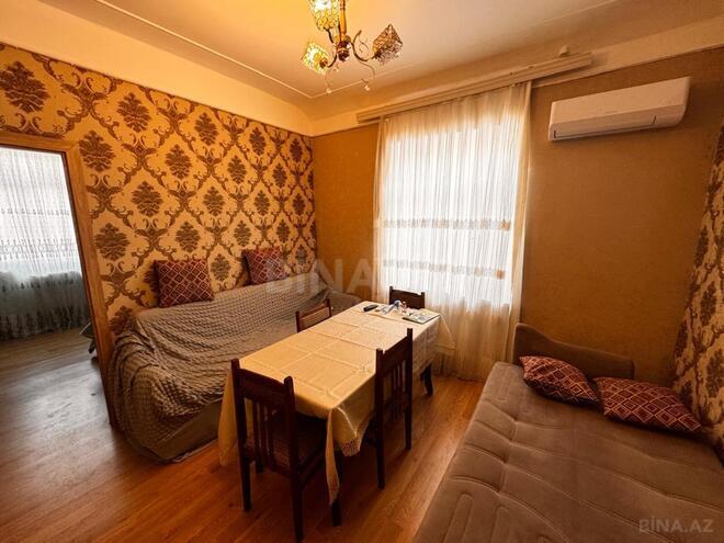 Сдаётся 2-комн. вторичка 60 м², Хатаинский р., photo 3 from 13