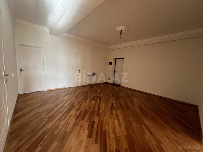 Продаётся 3-комн. новостройка 156 м², м. Элмляр Академиясы, photo 7 from 13