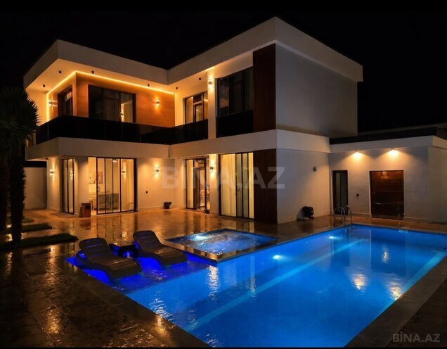 Сдаётся 6-комн. дом/дача 280 м², photo 1 from 32