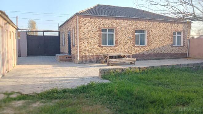 Satılır 4 otaqlı həyət evi/bağ evi 115 m², Ramana q., photo 1 from 13