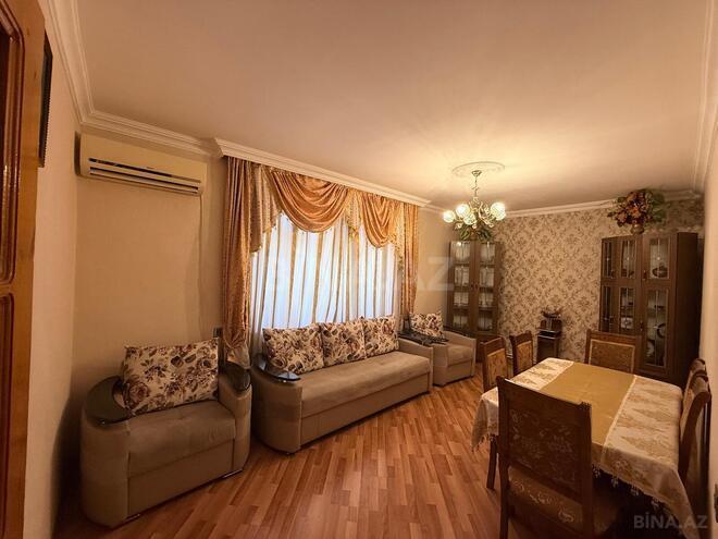 Satılır 2 otaqlı köhnə tikili 55 m², Həzi Aslanov m., photo 1 from 21