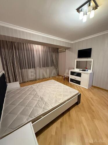 İcarəyə verilir 3 otaqlı köhnə tikili 110 m², 28 May m., photo 15 from 16