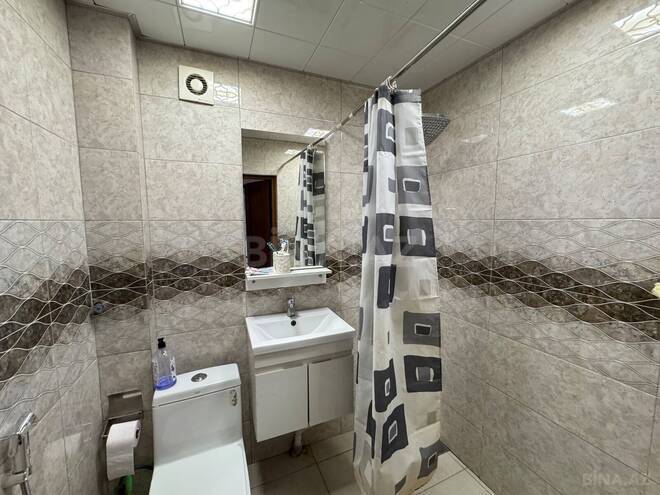 Продаётся 2-комн. вторичка 55 м², м. Кара Караев, photo 9 from 11