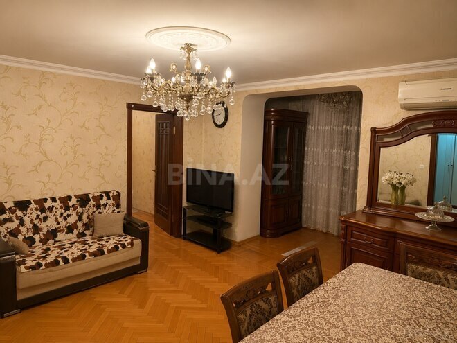 Продаётся 3-комн. вторичка 68 м², м. 20 января, photo 3 from 12