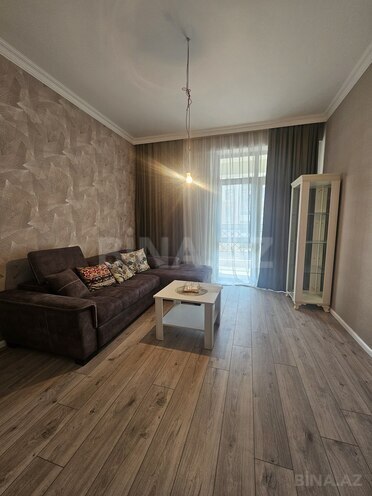Satılır 3 otaqlı köhnə tikili 92 m², Qara Qarayev m., photo 1 from 11