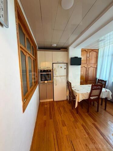 Satılır 3 otaqlı köhnə tikili 80 m², Qara Qarayev m., photo 11 from 13