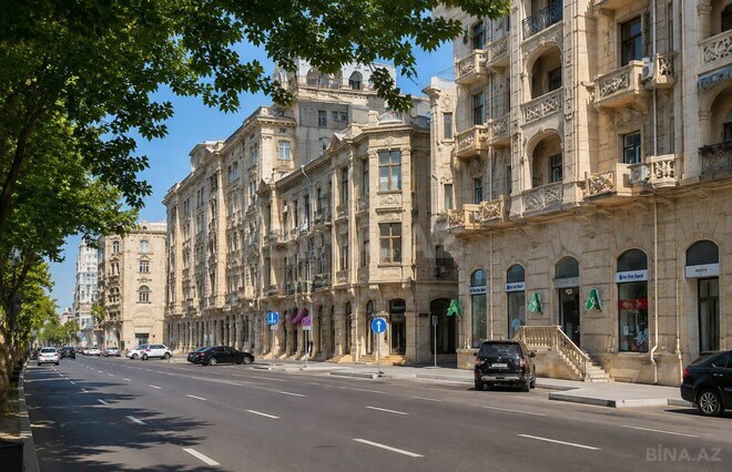 Продаётся  объект 350 м², м. Низами, photo 1 from 10