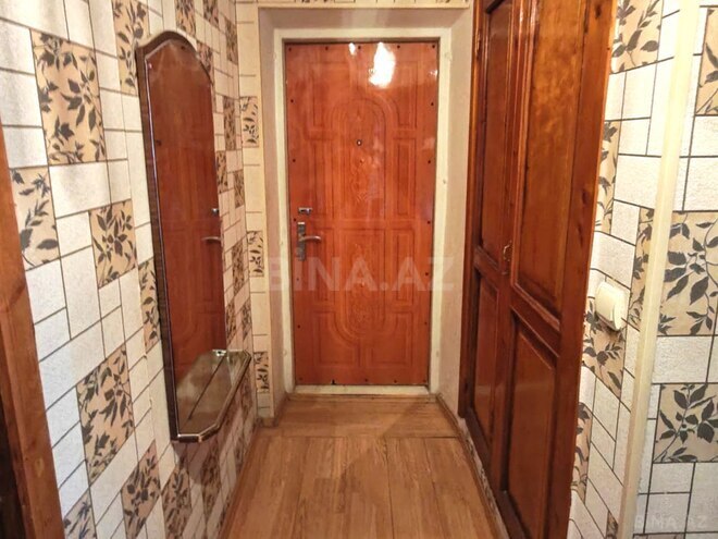Продаётся 3-комн. вторичка 65 м², м. Кара Караев, photo 10 from 31