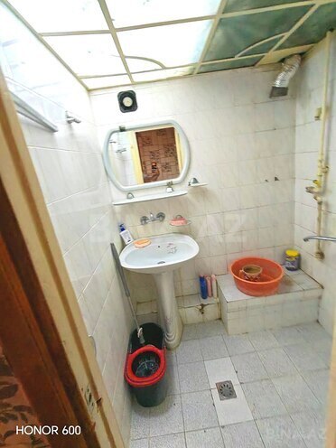 Продаётся 3-комн. вторичка 65 м², м. Кара Караев, photo 30 from 31