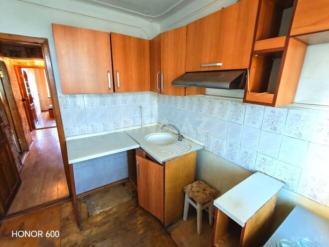 Продаётся 3-комн. вторичка 65 м², м. Кара Караев, photo 15 from 31