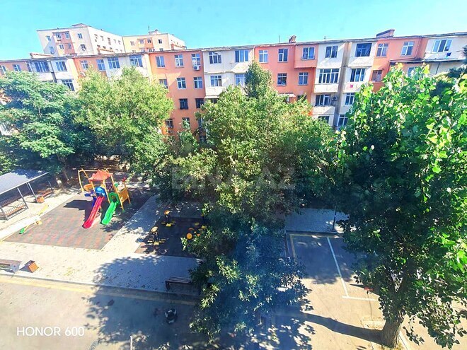Продаётся 3-комн. вторичка 65 м², м. Кара Караев, photo 23 from 31