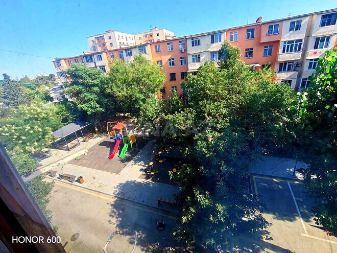 Продаётся 3-комн. вторичка 65 м², м. Кара Караев, photo 20 from 31