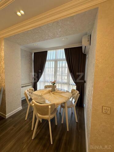 Сдаётся 3-комн. вторичка 115 м², м. Сахил, photo 4 from 13