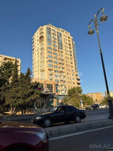 Satılır 3 otaqlı yeni tikili 133 m², Xalqlar Dostluğu m., photo 1 from 15