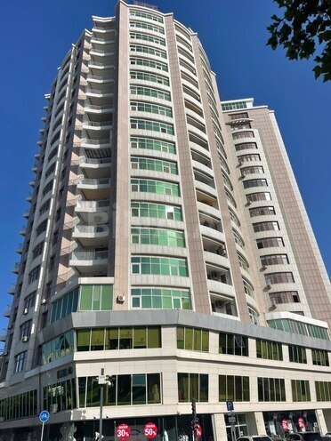 Сдаётся 1-комн. офис 70 м², м. Сахил, photo 1 from 8