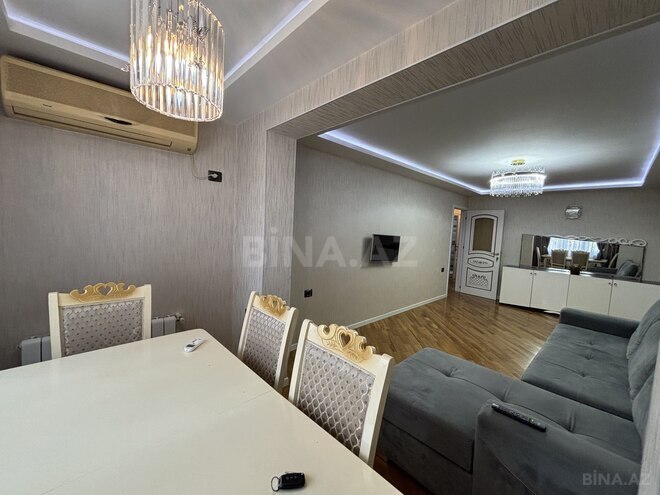 Продаётся 3-комн. вторичка 78 м², м. Нефтчиляр, photo 5 from 17