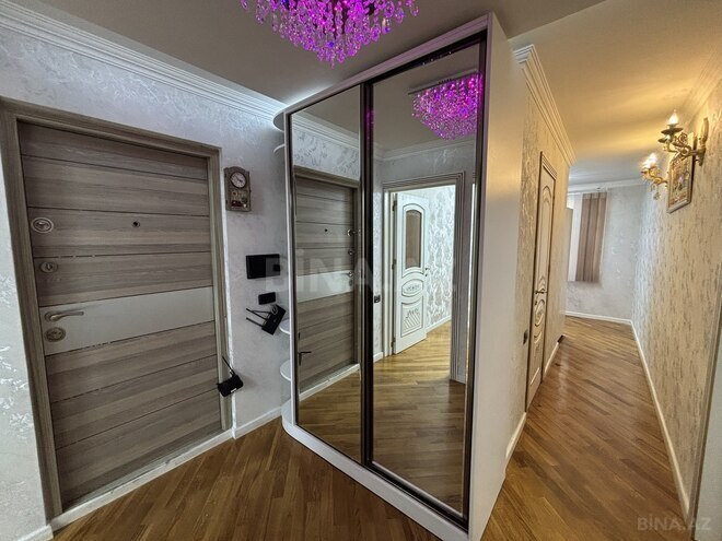 Продаётся 3-комн. вторичка 78 м², м. Нефтчиляр, photo 15 from 17