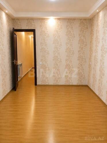 Satılır 2 otaqlı köhnə tikili 50 m², İnşaatçılar m., photo 3 from 9
