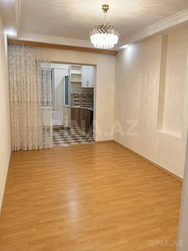 Satılır 2 otaqlı köhnə tikili 50 m², İnşaatçılar m., photo 1 from 9