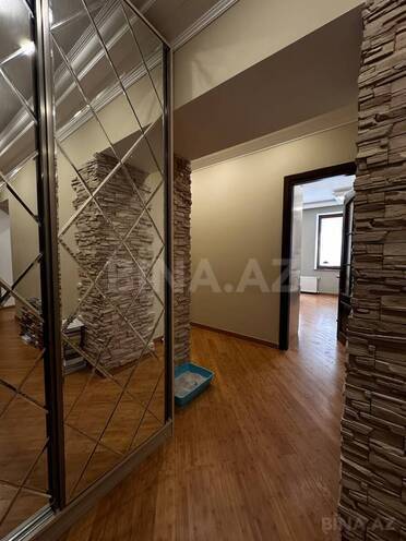 Продаётся 3-комн. вторичка 110 м², м. Низами, photo 10 from 13