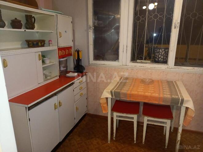 Satılır 2 otaqlı köhnə tikili 60 m², 28 May m., photo 6 from 8