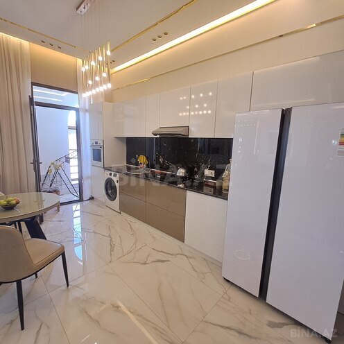 Продаётся 3-комн. новостройка 132 м², м. Нефтчиляр, photo 15 from 19