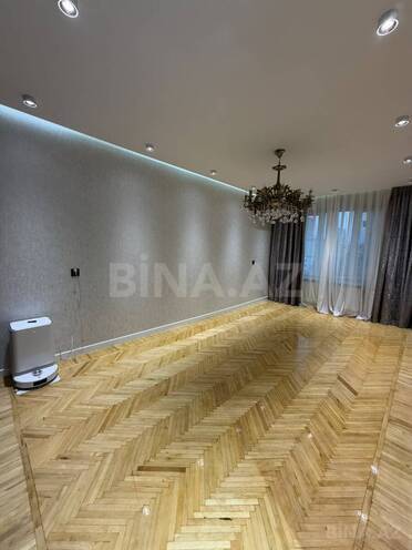 Satılır 3 otaqlı köhnə tikili 80 m², İnşaatçılar m., photo 3 from 24