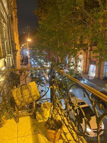 İcarəyə verilir 1 otaqlı köhnə tikili 70 m², Sahil m., photo 3 from 19