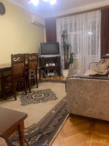 Сдаётся 2-комн. вторичка 45 м², м. Шах Исмаил Хатаи, photo 1 from 12