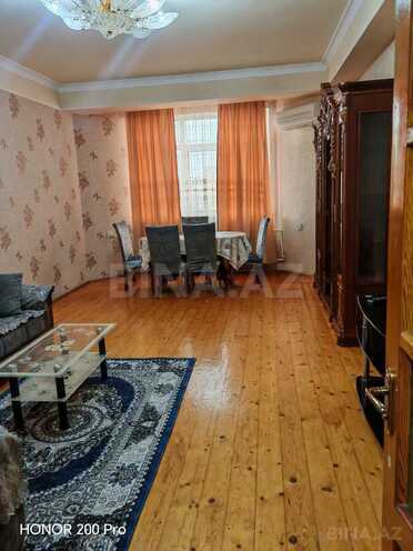 Сдаётся 2-комн. новостройка 70 м², м. Нефтчиляр, photo 3 from 11