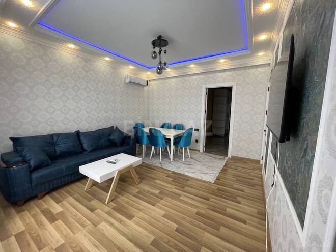 Сдаётся 2-комн. новостройка 70 м², м. Халглар Достлугу, photo 1 from 11