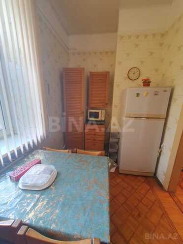 Сдаётся 2-комн. вторичка 77 м², м. Сахил, photo 10 from 31