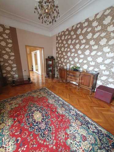 Сдаётся 2-комн. вторичка 77 м², м. Сахил, photo 1 from 31