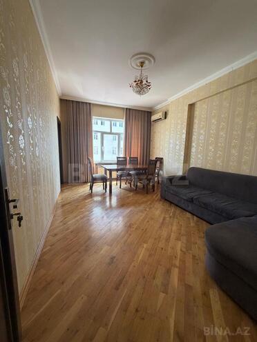 Сдаётся 2-комн. новостройка 60 м², м. Ази Асланов, photo 1 from 10