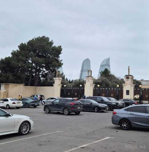 Satılır 3 otaqlı köhnə tikili 100 m², Elmlər Akademiyası m., photo 1 from 12