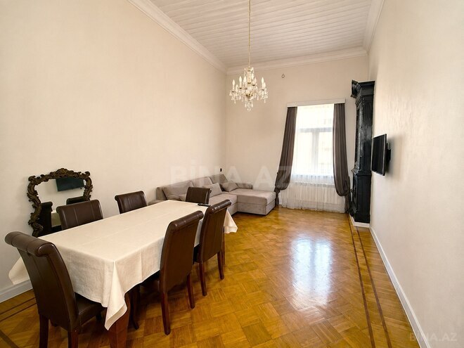 Satılır 2 otaqlı köhnə tikili 75 m², Sahil m., photo 3 from 12