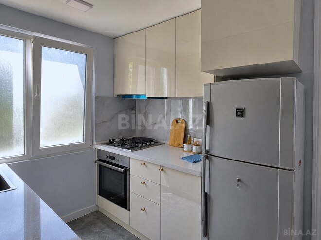 Satılır 2 otaqlı köhnə tikili 75 m², Sahil m., photo 9 from 12