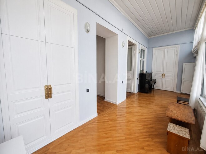Satılır 2 otaqlı köhnə tikili 75 m², Sahil m., photo 7 from 12
