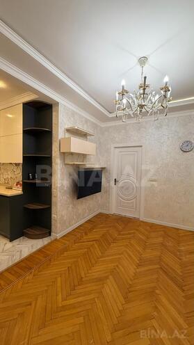 Satılır 3 otaqlı köhnə tikili 75 m², Elmlər Akademiyası m., photo 4 from 12