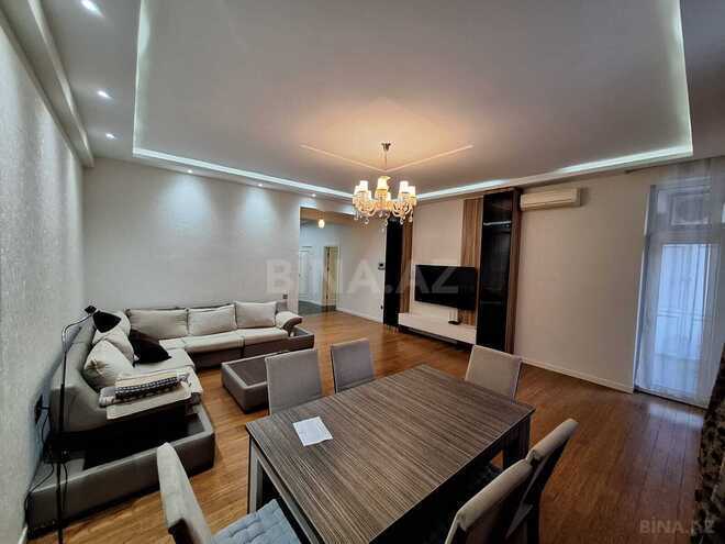 İcarəyə verilir 4 otaqlı yeni tikili 180 m², 28 May m., photo 1 from 28